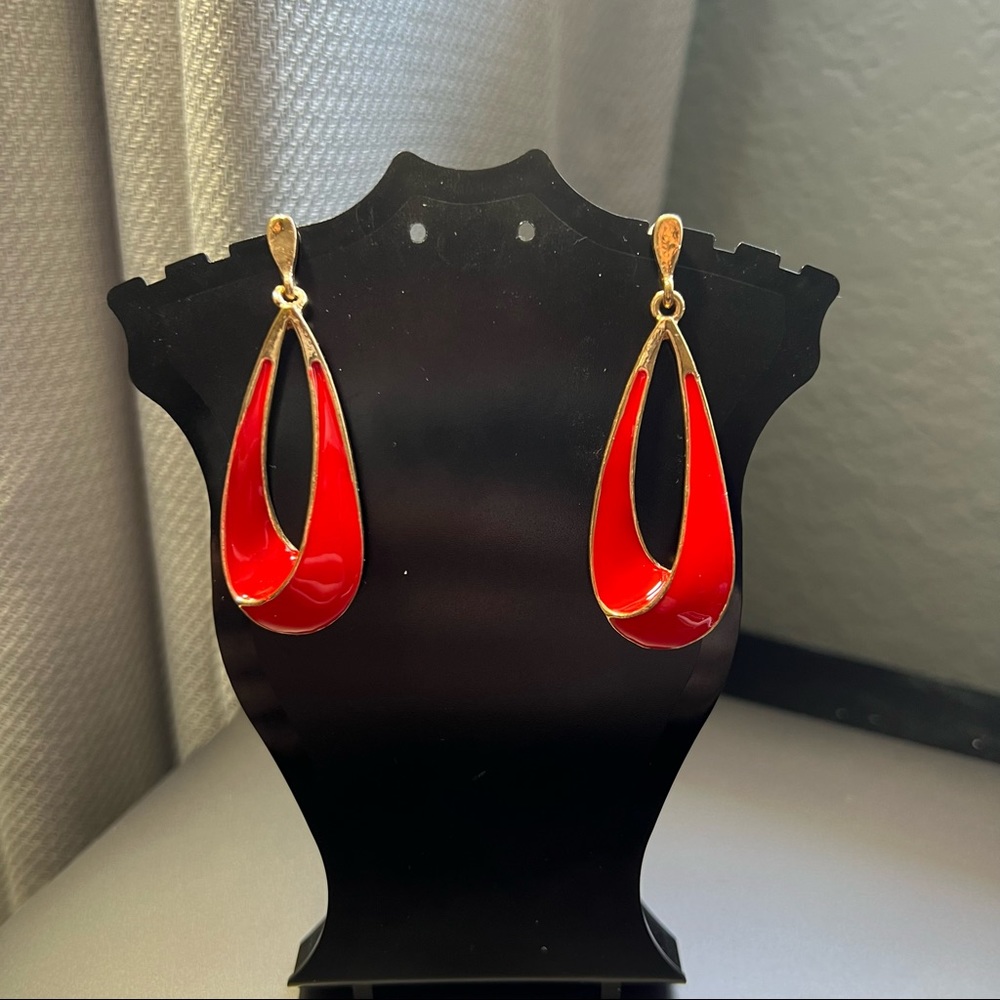 Vintage Red & Gold Tear Drop Statement Dangle Earrings ♥️✨ 🛍Bundle w 4.99 📦